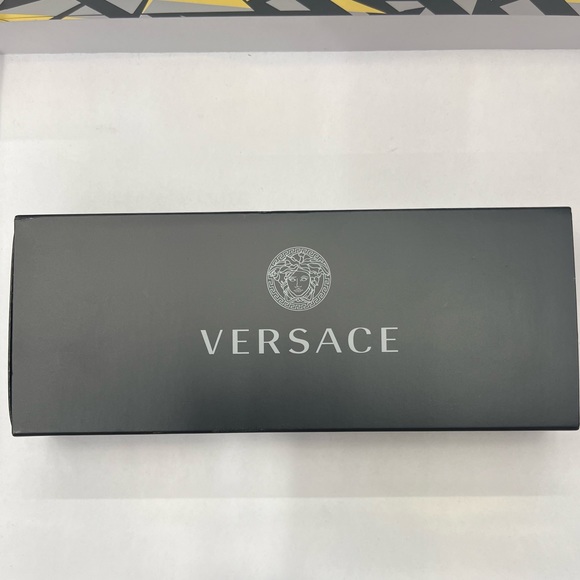 Versace perfume collection - Picture 3 of 3